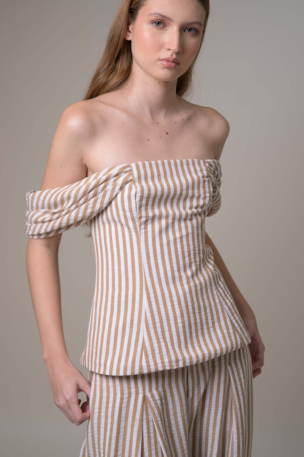 Top Elisse