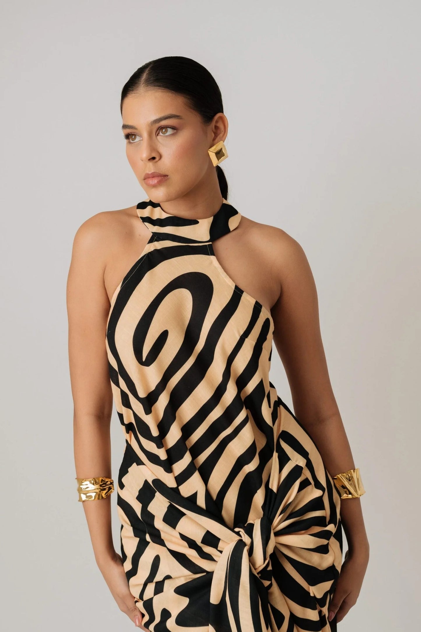 Vestido Halter Nudo Tipo Pareo