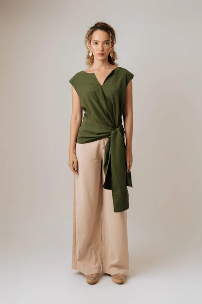 Blusa Con Faja Anudada