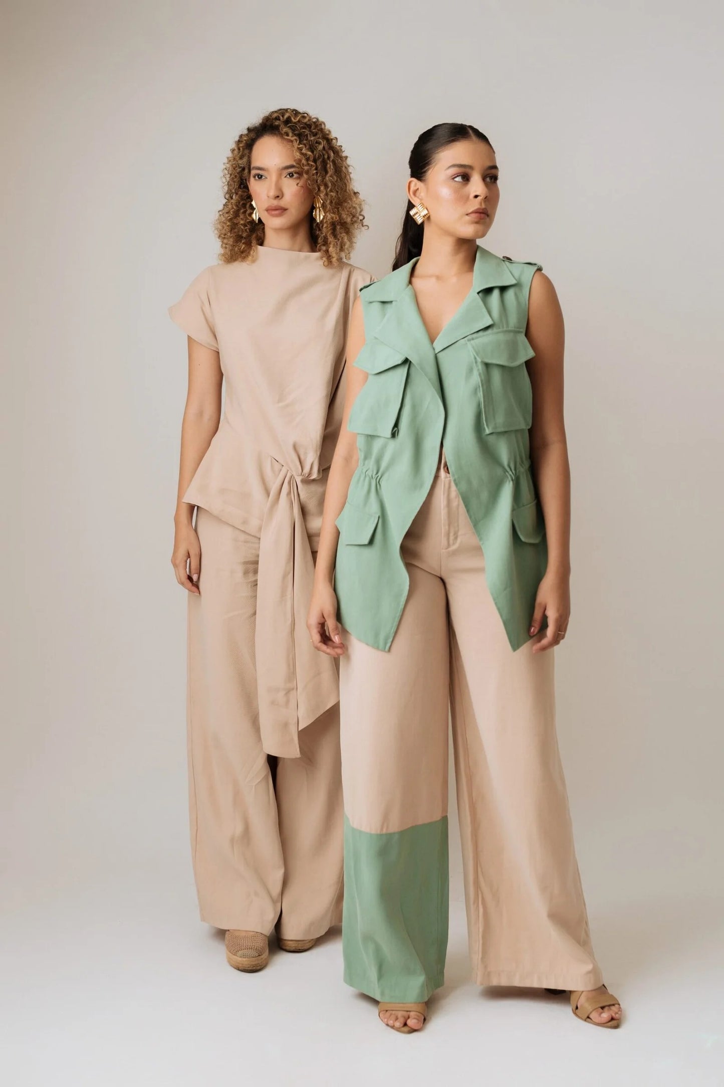 Pantalon Largo Con Bota Bicolor