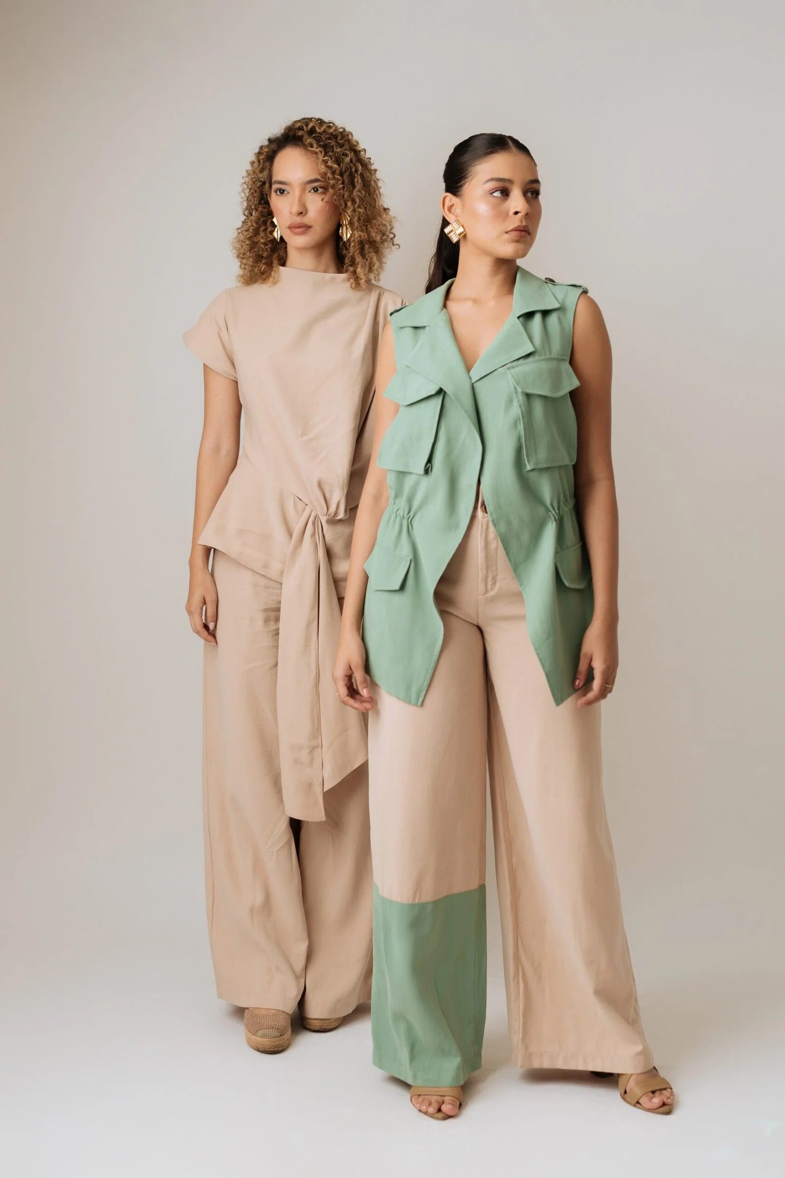 Pantalon Largo Con Bota Bicolor