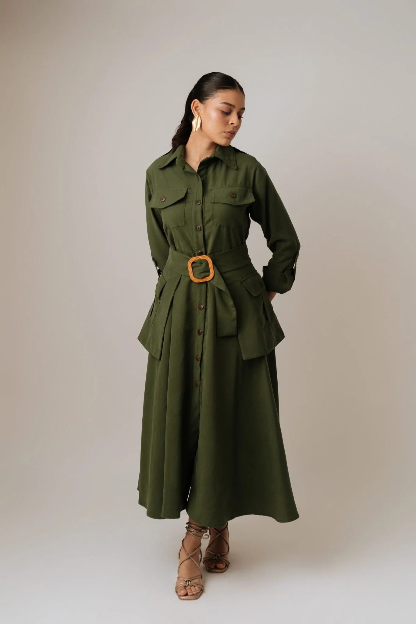 Vestido Manga Larga Camisero Fajón Con Bolsillos Y Hebilla